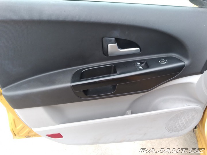 Kia Ceed 1.4 16V KLIMA,ČR 2007