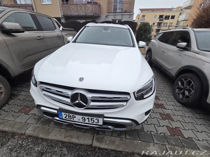 Mercedes-Benz GLC 220 D 4 MATIC ČR 1.MAJITE 2020