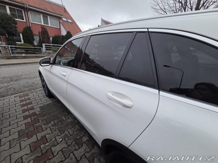 Mercedes-Benz GLC 220 D 4 MATIC ČR 1.MAJITE 2020