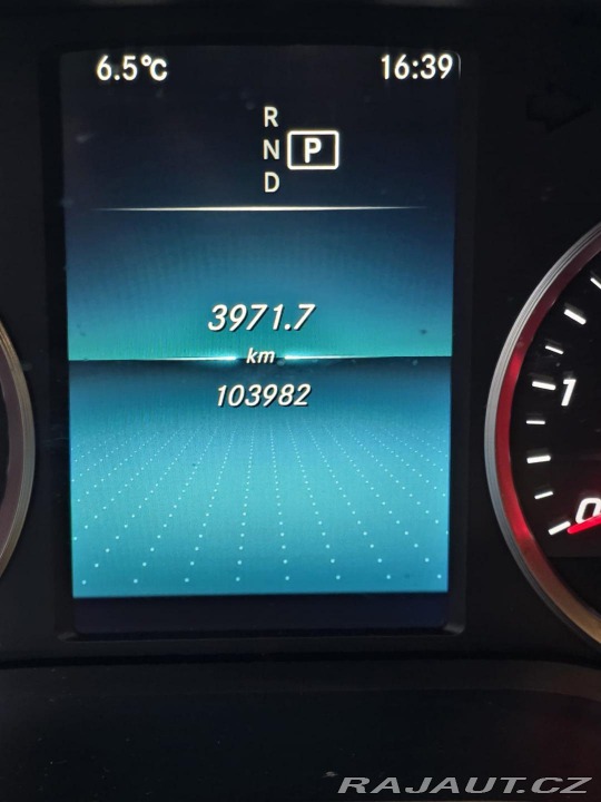 Mercedes-Benz GLC 220 D 4 MATIC ČR 1.MAJITE 2020