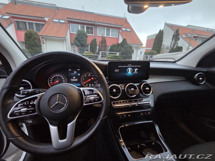 Mercedes-Benz GLC 220 D 4 MATIC ČR 1.MAJITE 2020