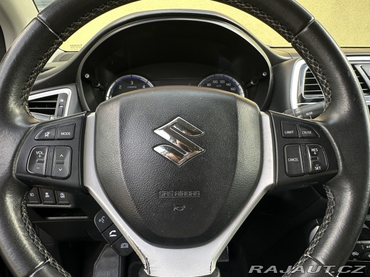 Suzuki SX4 S-Cross 1.6DDiS 4x4/Tažné/Výhřev/ 2017