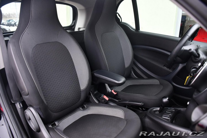 Smart Fortwo FORTWO COUPE Zadáno 2021