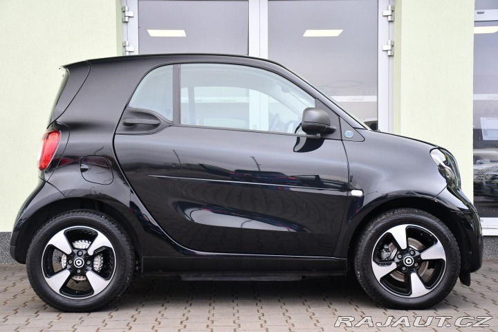 Smart Fortwo FORTWO COUPE Zadáno 2021