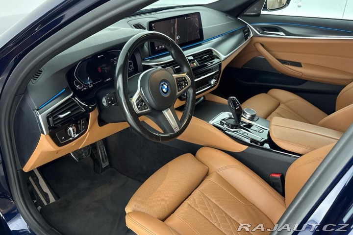 BMW 5 545e xDrive 2022