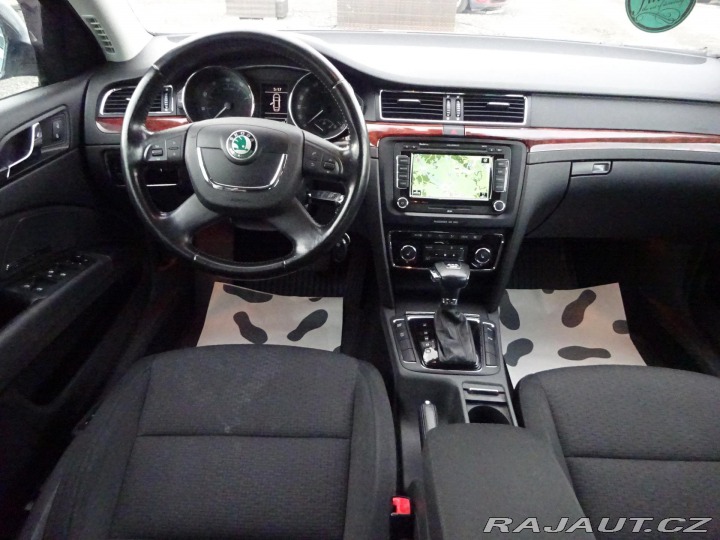 Škoda Superb 3.6FSI V6 191kW DSG 4x4 2009