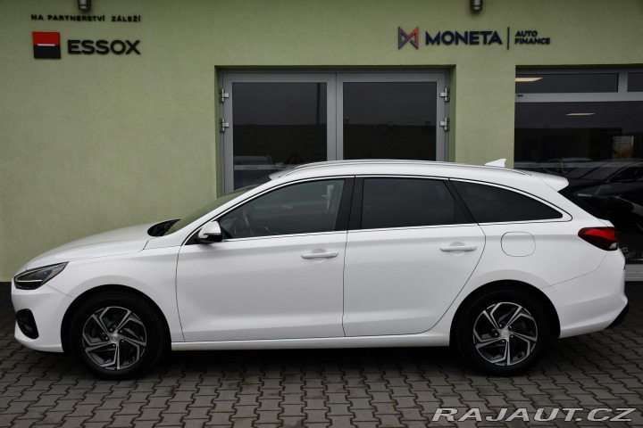 Hyundai i30 1.6CRDi SMART CARPLAY KAM 2021