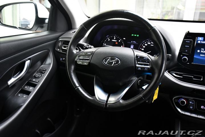 Hyundai i30 1.6CRDi SMART CARPLAY KAM 2021