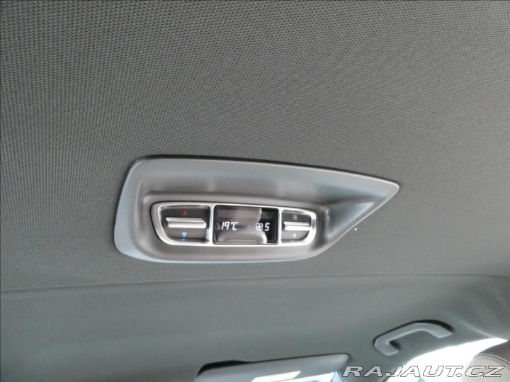 Mercedes-Benz V 2,0 300d,XL,Exclu,4M,Air- 2026