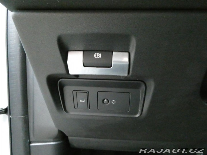 Land Rover Discovery Sport 2,0 P200 SE,1.Maj, ČR, DP 2023