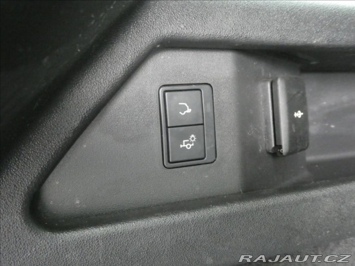 Land Rover Discovery Sport 2,0 P200 SE,1.Maj, ČR, DP 2023