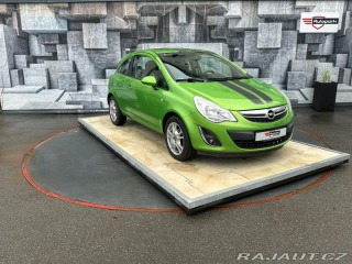 Opel Corsa 1.4i, 74KW, VYHŘ. SEDADLA 2013