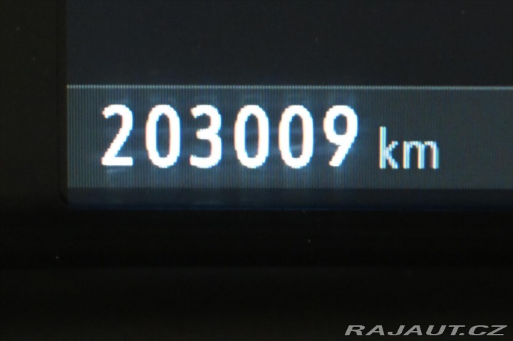 Opel Grandland X 1,6 CDTI 88kW Tažné Záruk 2017