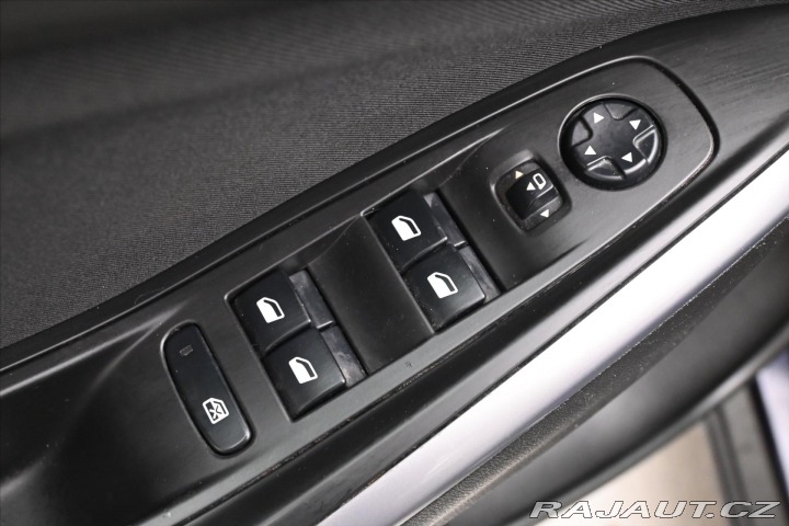 Opel Grandland X 1,6 CDTI 88 kW Tažné Záru 2017