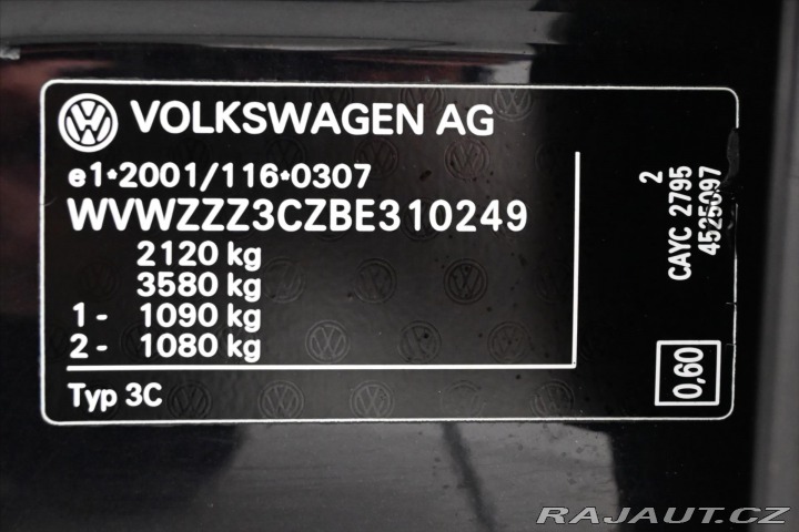Volkswagen Passat 1,6 TDI 77 kW Navi Záruka 2011