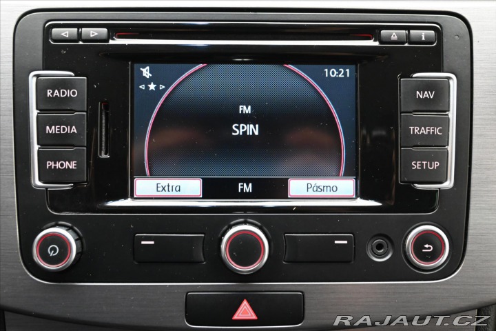 Volkswagen Passat 1,6 TDI 77 kW Navi Záruka 2011