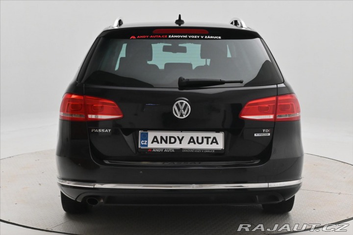 Volkswagen Passat 1,6 TDI 77 kW Navi Záruka 2011