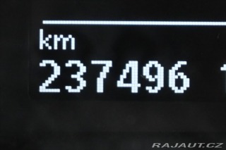 Volkswagen Passat 1,6 TDI 77 kW Navi Záruka 2011