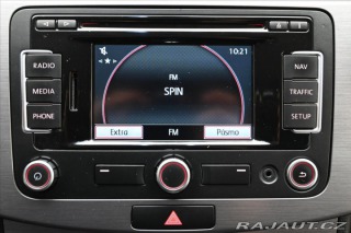 Volkswagen Passat 1,6 TDI 77 kW Navi Záruka 2011