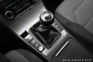 Volkswagen Passat 1,6 TDI 77 kW Navi Záruka 2011