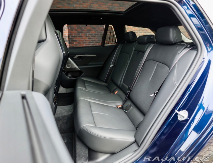 BMW 5 Touring  550e  xDrive M S 2025