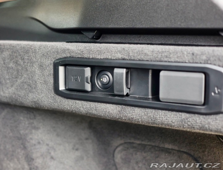 BMW 5 Touring  550e  xDrive M S 2025