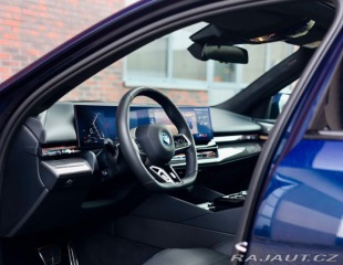 BMW 5 Touring 550e xDrive M S 2025