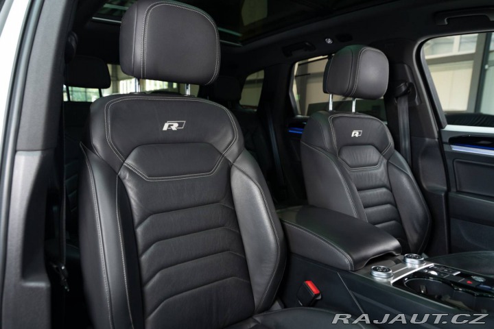 Volkswagen Touareg 3.0 V6 TDI SCR 286k R-Li 2018