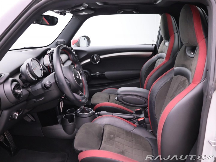 Mini Cooper 2,0 JCW 170kW H&K Chi 2016