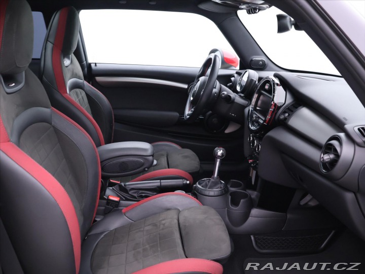 Mini Cooper 2,0 JCW 170kW H&K Chi 2016