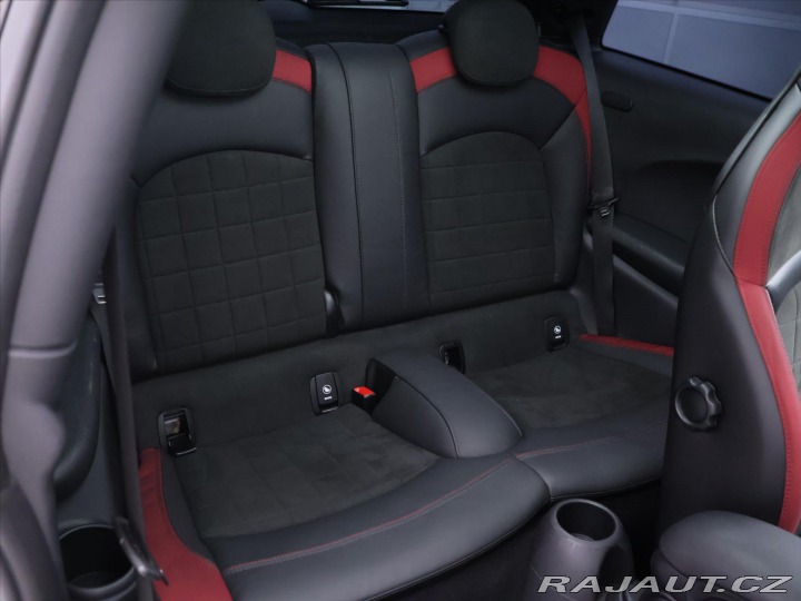 Mini Cooper 2,0 JCW 170kW H&K Chi 2016