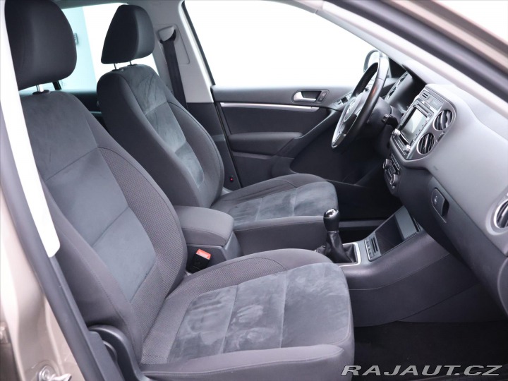 Volkswagen Tiguan 2,0 TDI 103kW 4M Sport Xe 2012