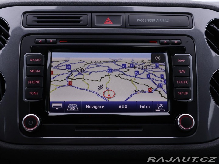 Volkswagen Tiguan 2,0 TDI 103kW 4M Sport Xe 2012