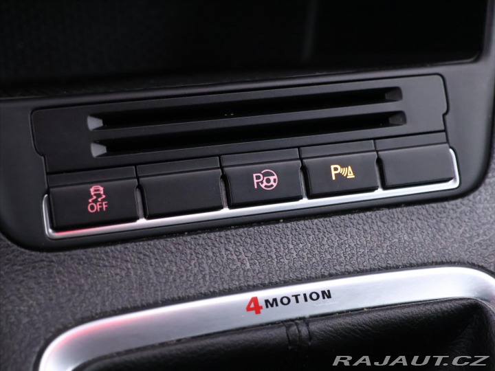 Volkswagen Tiguan 2,0 TDI 103kW 4M Sport Xe 2012