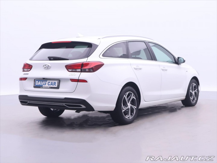 Hyundai i30 1,5 T-GDI 118kW Family Sm 2022