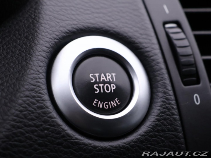 BMW 1 1,6 i 90kW CZ 106 Tis.Km 2009