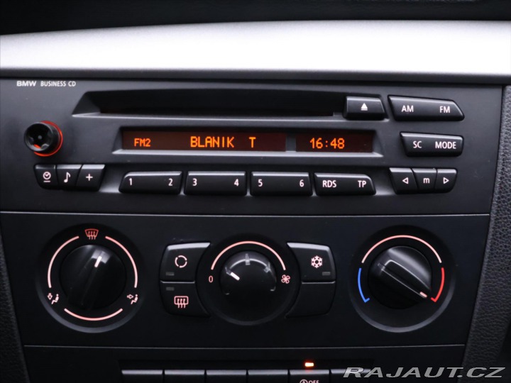 BMW 1 1,6 i 90kW CZ 106 Tis.Km 2009