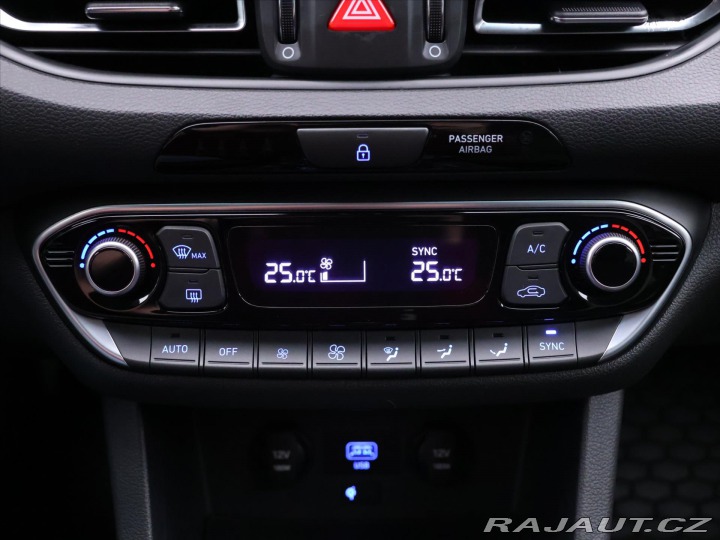 Hyundai i30 1,5 T-GDI 117kW Smart Aut 2022