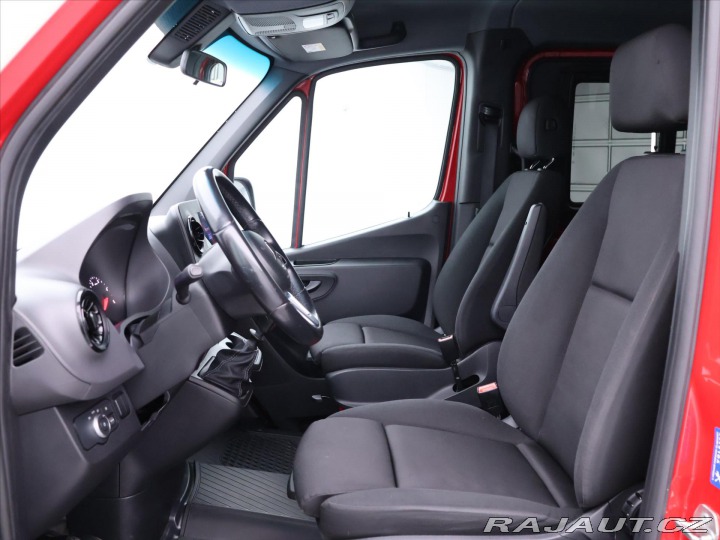 Mercedes-Benz Sprinter 2,0 CDI L2H1 CZ 8-Míst DP 2022