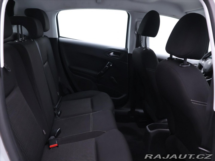 Peugeot 208 1,2 PureTech 60kW CZ Acti 2017