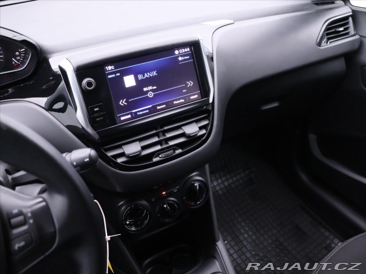 Peugeot 208 1,2 PureTech 60kW CZ Acti 2017