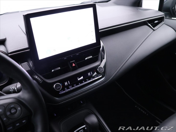 Toyota Corolla 2,0 HEV CZ Executive Spor 2024