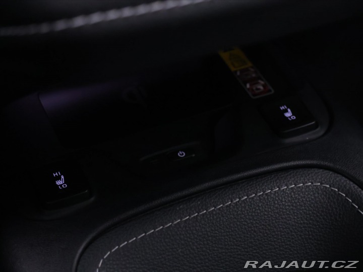 Toyota Corolla 2,0 HEV CZ Executive Spor 2024