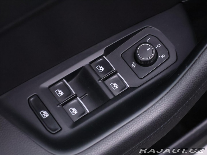 Volkswagen Passat 2,0 TDI 110kW 4M R-line L 2015