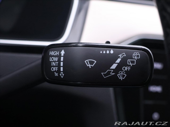 Volkswagen Passat 2,0 TDI 110kW 4M R-line L 2015