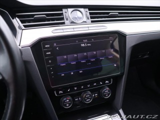 Volkswagen Passat 2,0 TDI 110kW 4M R-line L 2015