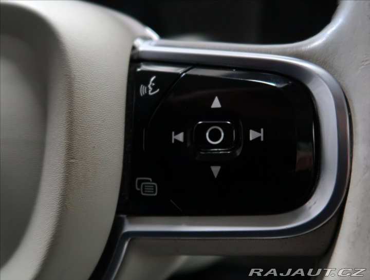 Volvo XC90 2,0 D5 AWD MOMENTUM 7 MÍS 2017