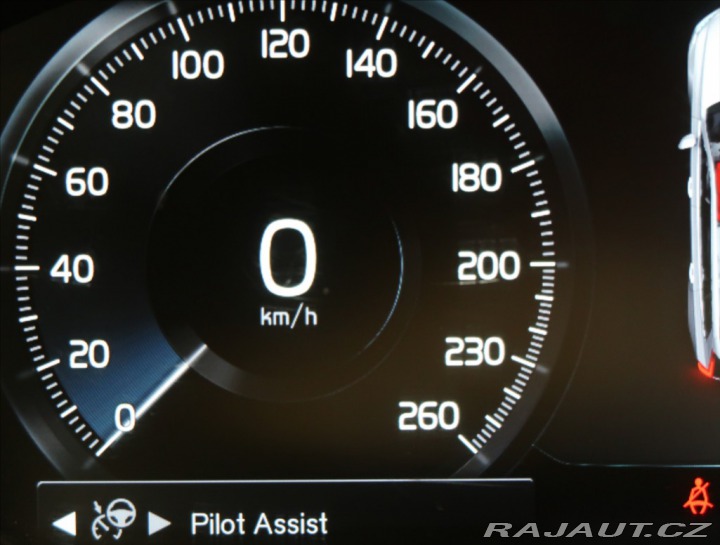 Volvo XC90 2,0 D5 AWD MOMENTUM 7 MÍS 2017