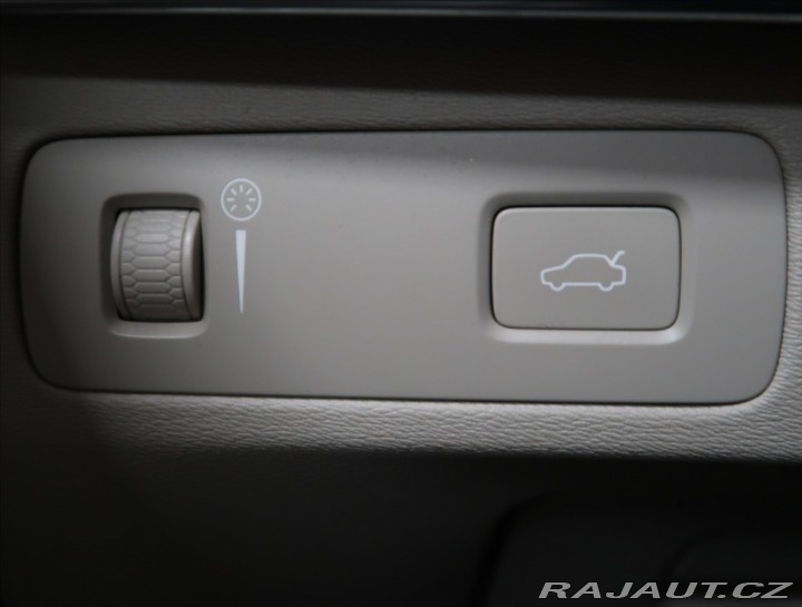 Volvo XC90 2,0 D5 AWD MOMENTUM 7 MÍS 2017