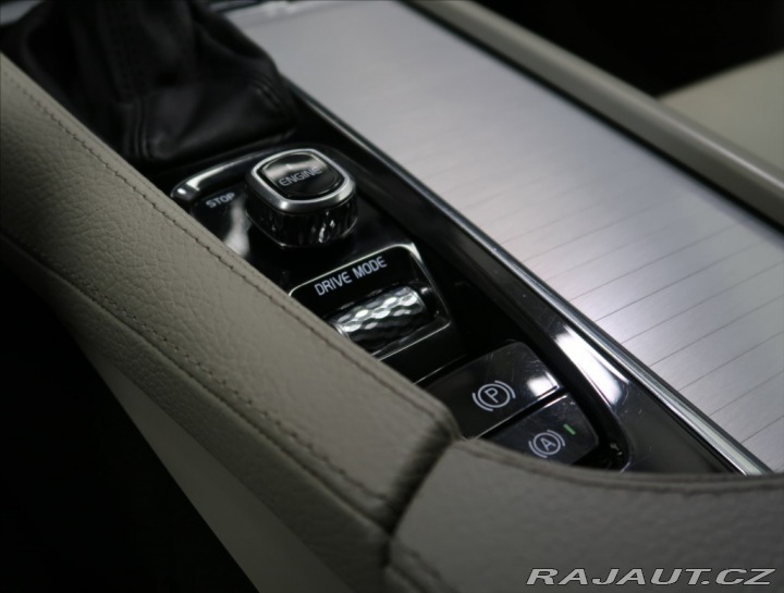 Volvo XC90 2,0 D5 AWD MOMENTUM 7 MÍS 2017